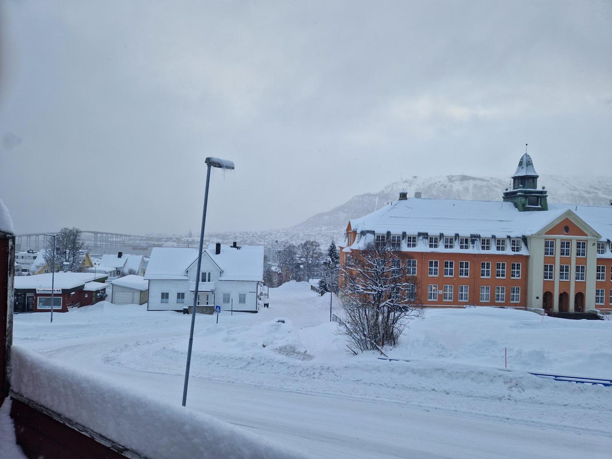 Semi-Detached House Downtown Apartman Tromsø Kültér fotó
